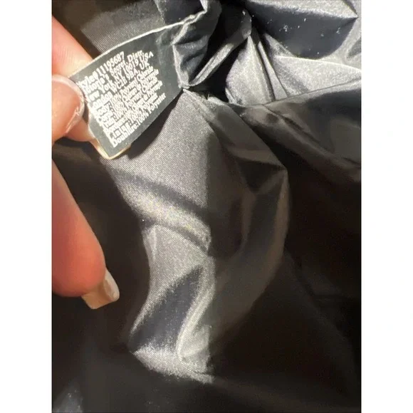 Victoria's Secret Open Top Weekender Holiday Black Red Plaid Women Tote Bag NWOT - Picture 12 of 12